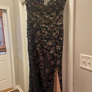 Women’s formal dress